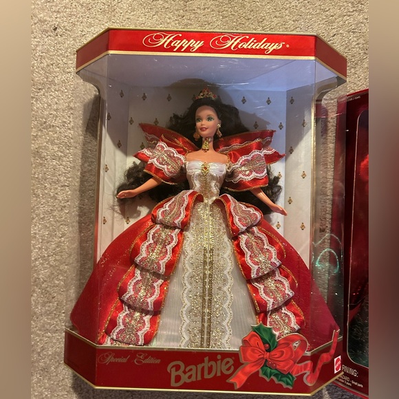 Mattel Barbie Holiday Edition Fashion Dolls New In Box Lot - Picture 2 of 3